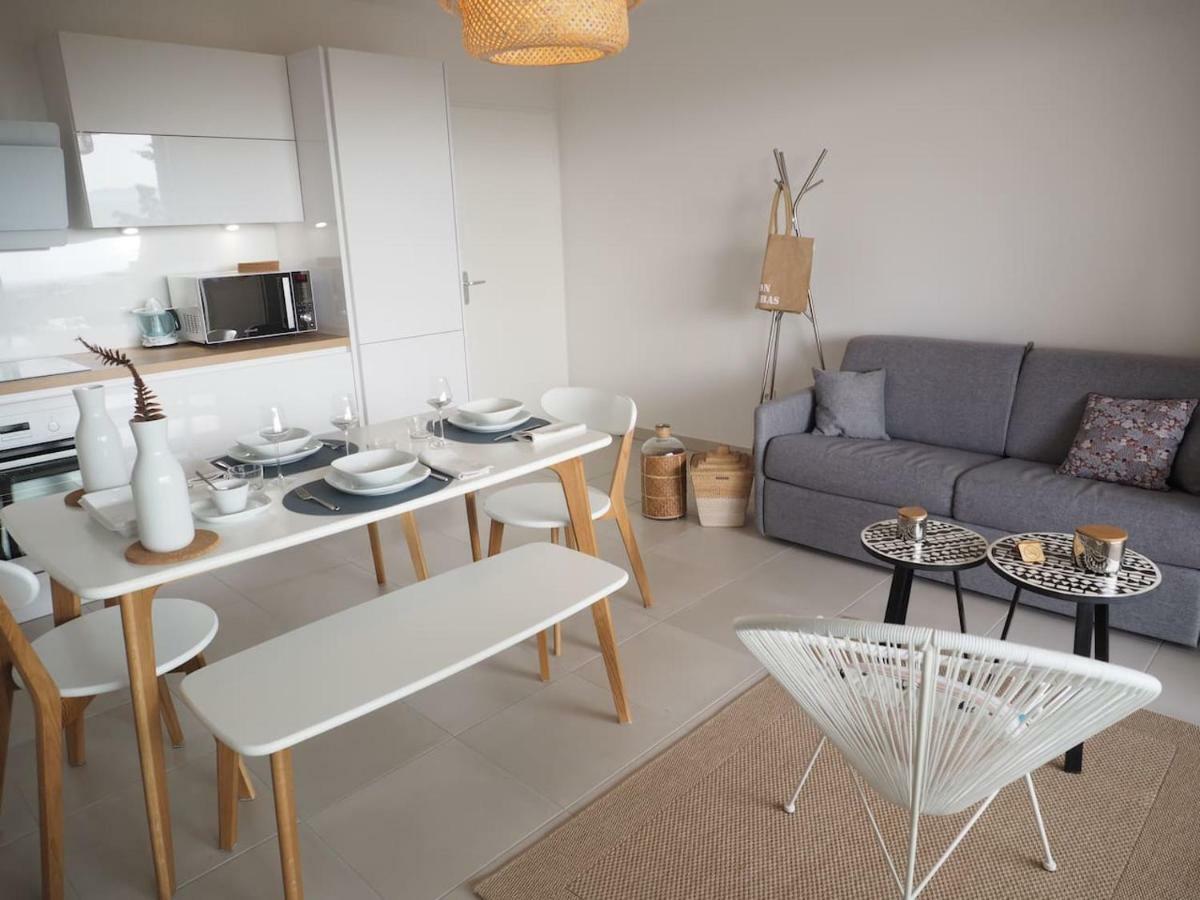 La Londe La Mer : Appartement Proche Plages & Vue Superbe Sur Les Iles D'Or La Londe-les-Maures Exterior foto